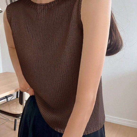 Coffee Brown Casual Women's Solid Round Neck Knit Top - Picture 2 of 4